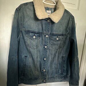 LAST CHANCE - Jean Jacket with Sherpa Collar